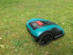 image client 9 Tondeuse robot Bosch Indego M+ 700