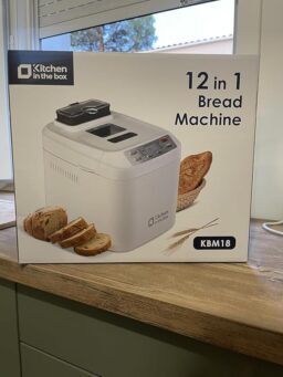 image client 9 Machine à pain Kitchen in the box à automatique