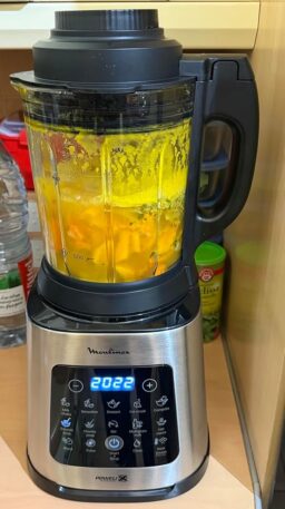 image client 9 Blender chauffant Moulinex Perfectmix Cook LM83SD10