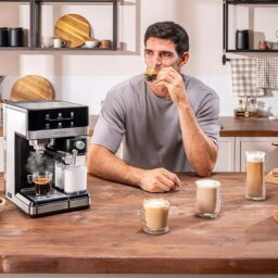 Image du fabricant 2 du Cecotec power espresso 20 touch