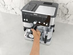 Image du fabricant 2 du Ninja Machine à café Luxe Essential