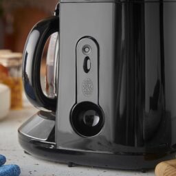 Image du fabricant 6 du Russell Hobbs Cafetière Brontë