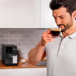 Image du fabricant 8 du Cecotec Expresso Cremmaet Compactccino